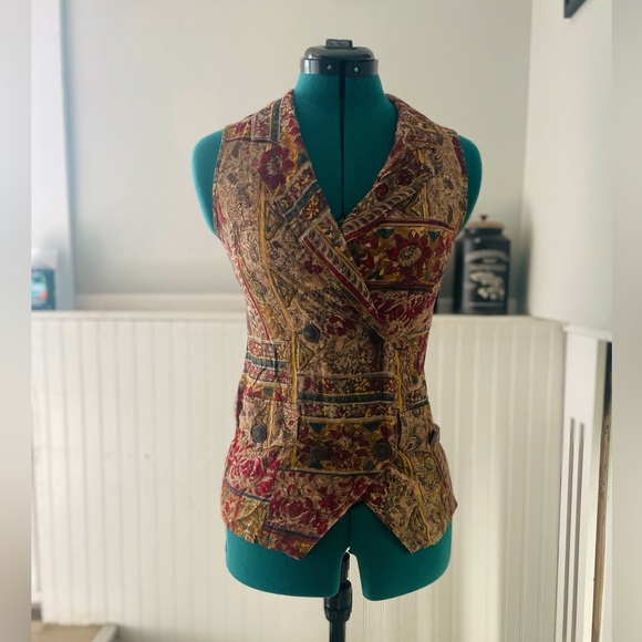 Marnie West Tops - Vintage floral paisley pattern vest top